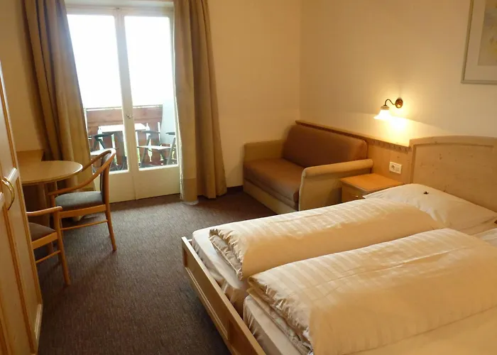 Albergo centrale: B & B Gurterhof